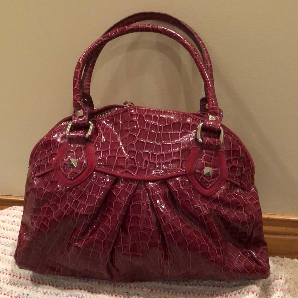 White House Black Market handbag (purse) matching shoes available to purchase